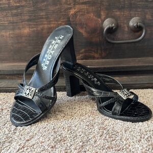 New York Transit Black Croc-Embossed Heels